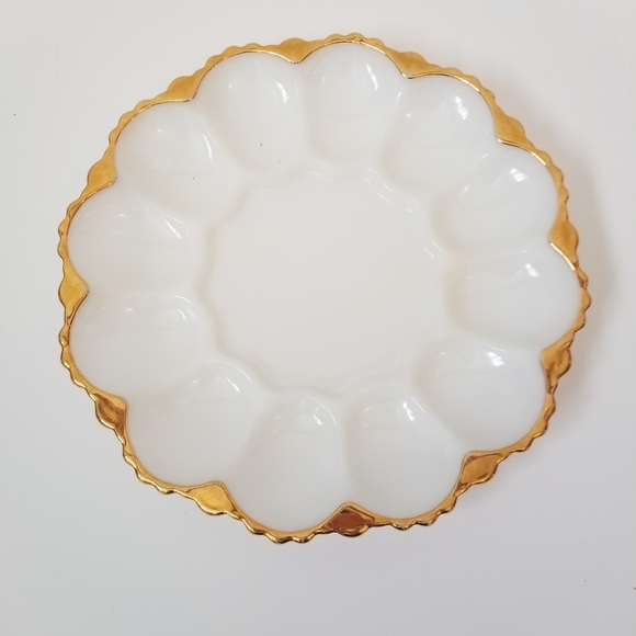 VINTAGE White Milk Glass Deviled Egg Plate Tray
